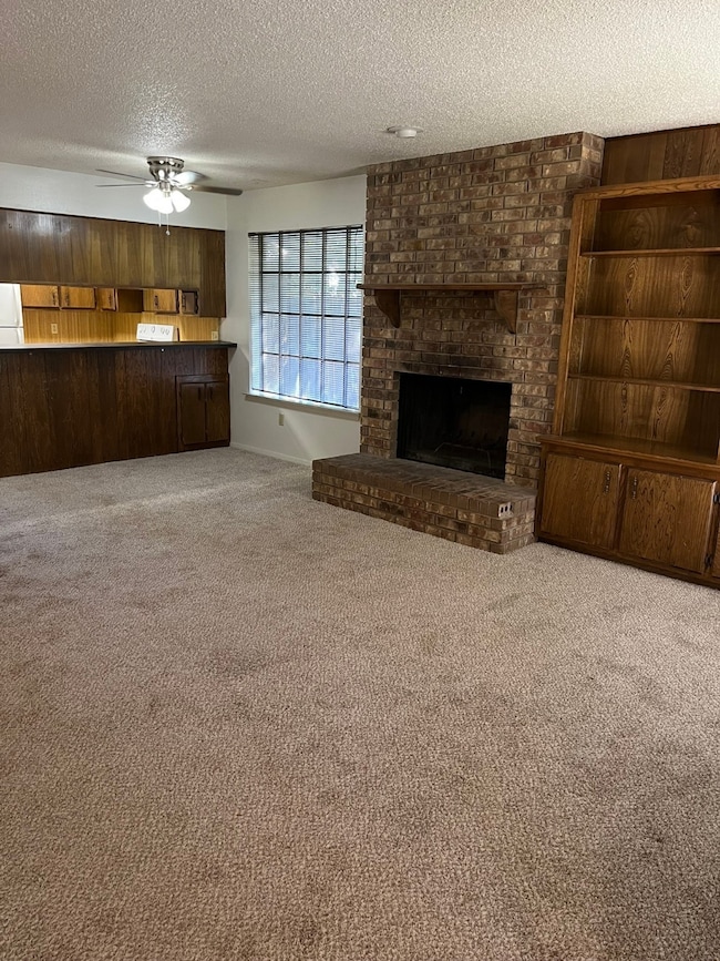 2205 Landmark Ct unit B, Arlington, TX 76013 - photo 3