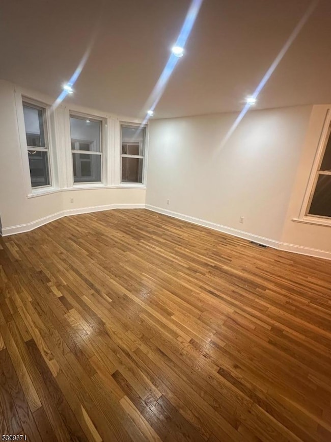 192 Fairview Ave unit 1, Jersey City, NJ 07304 - photo 2