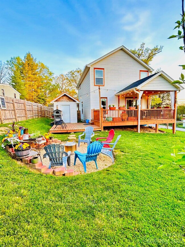 347 Oakview Park Rd, Asheville, NC 28803 - photo 2