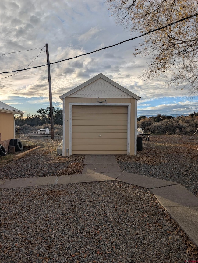 26253 Cedar Mesa Rd, Cedaredge, CO 81413 - photo 3