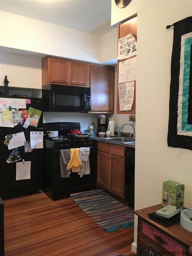 475 Hudson Ave unit 1B, Albany, NY 12203 - photo 4