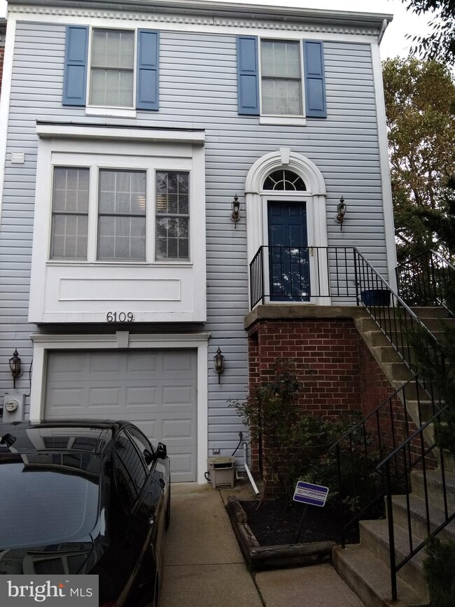 6109 Gothic Ln, Bowie, MD 20720 - photo 4