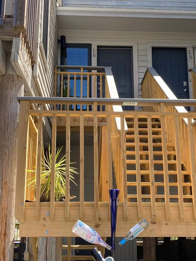 1804 E Gulf Beach Dr unit L8, Eastpoint, FL 32328 - photo 2