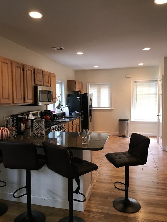 41 Dracut St unit 2, Dorchester Center, MA 02124 - photo 4