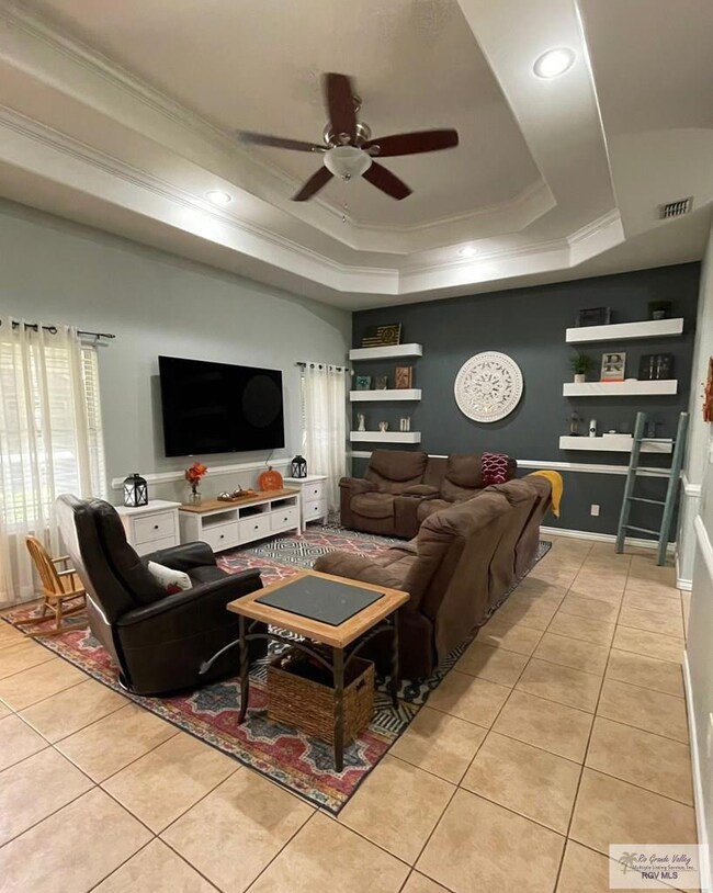 1906 Tomatillo Dr, Weslaco, TX 78596 - photo 4