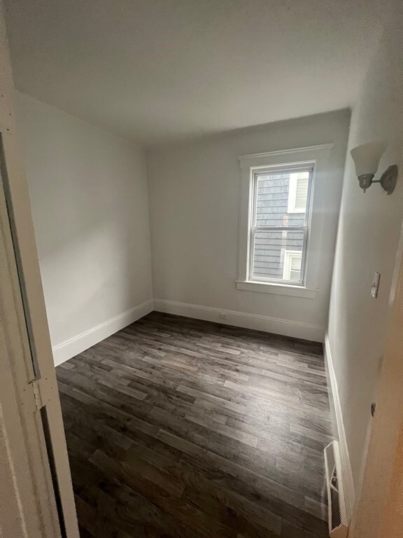 11 Salem St unit 1, Salem, MA 01970 - photo 6