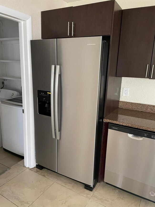 unlisted-address, Dania, FL 33004 - photo 7