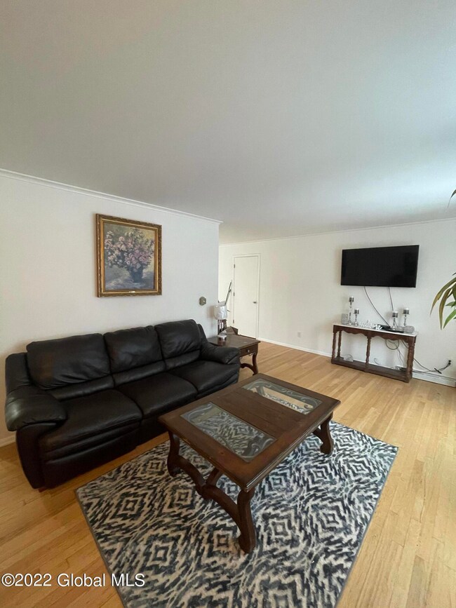 237 Whitehall Rd, Albany, NY 12209 - photo 4