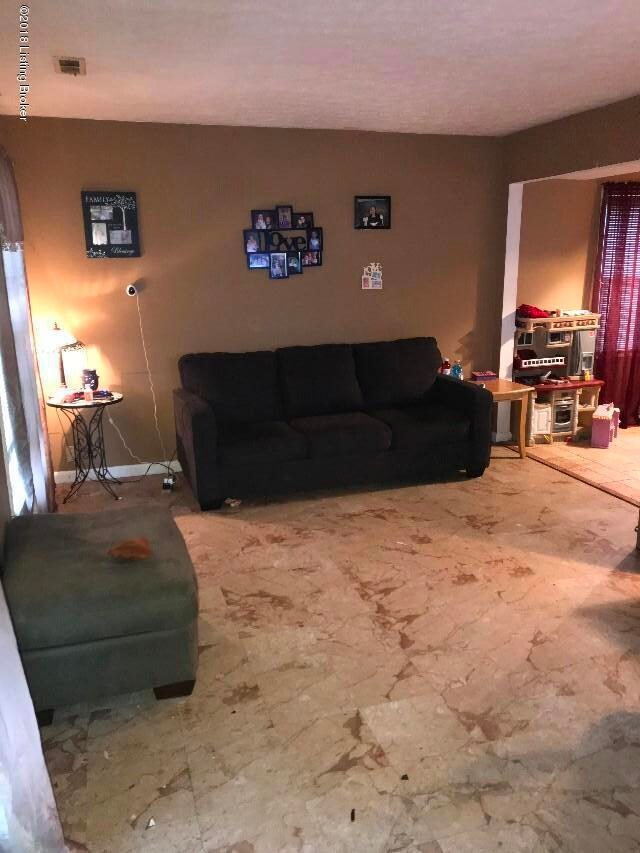 5408 Waltlee Ct, Louisville, KY 40291 - photo 2