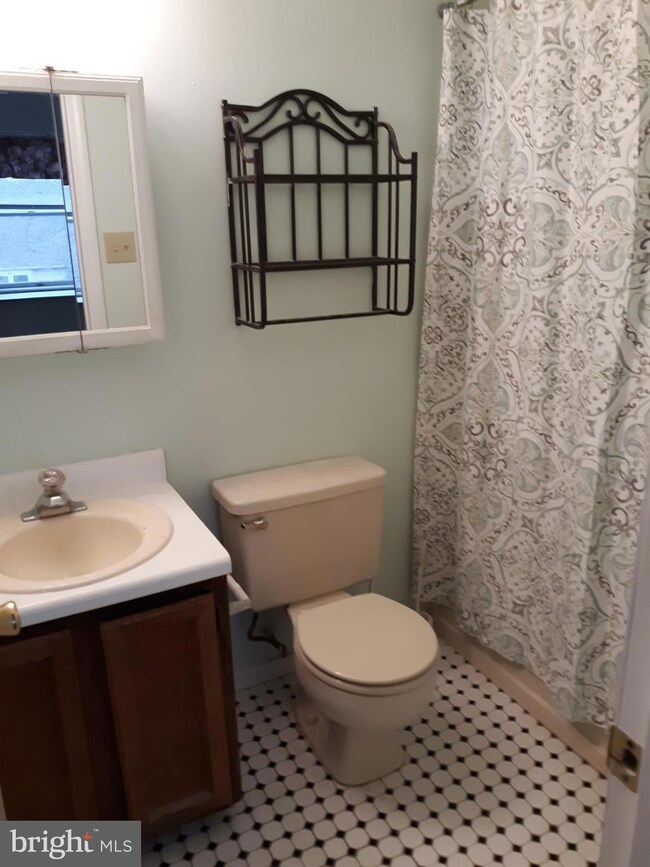 112 W Winged Foot Ct, Little Egg Harbor Township, NJ 08087 - photo 6