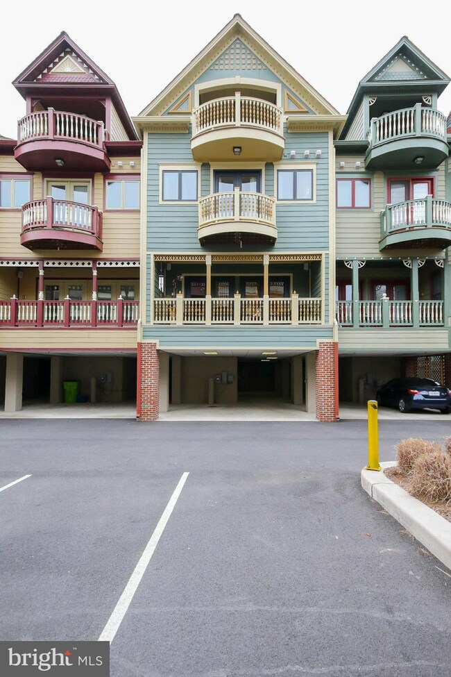 229 Mill St unit 19, Occoquan, VA 22125 - photo 3