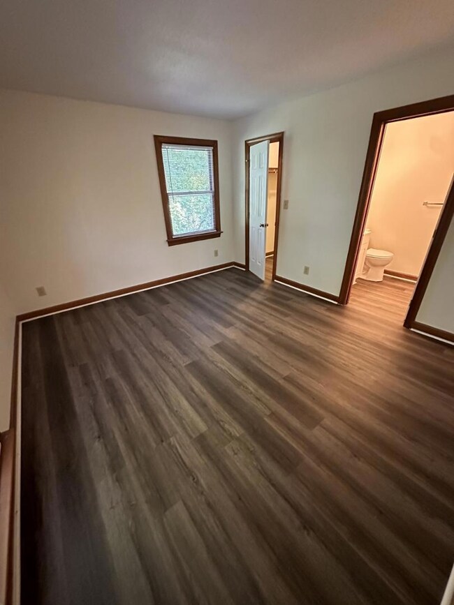 3506 Ivy Commons Dr unit 301, Raleigh, NC 27606 - photo 5