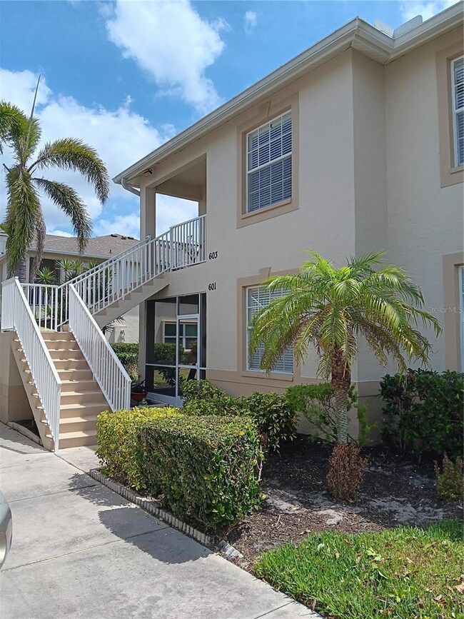 603 Auburn Lakes Cir unit 603, Venice, FL 34292 - photo 2
