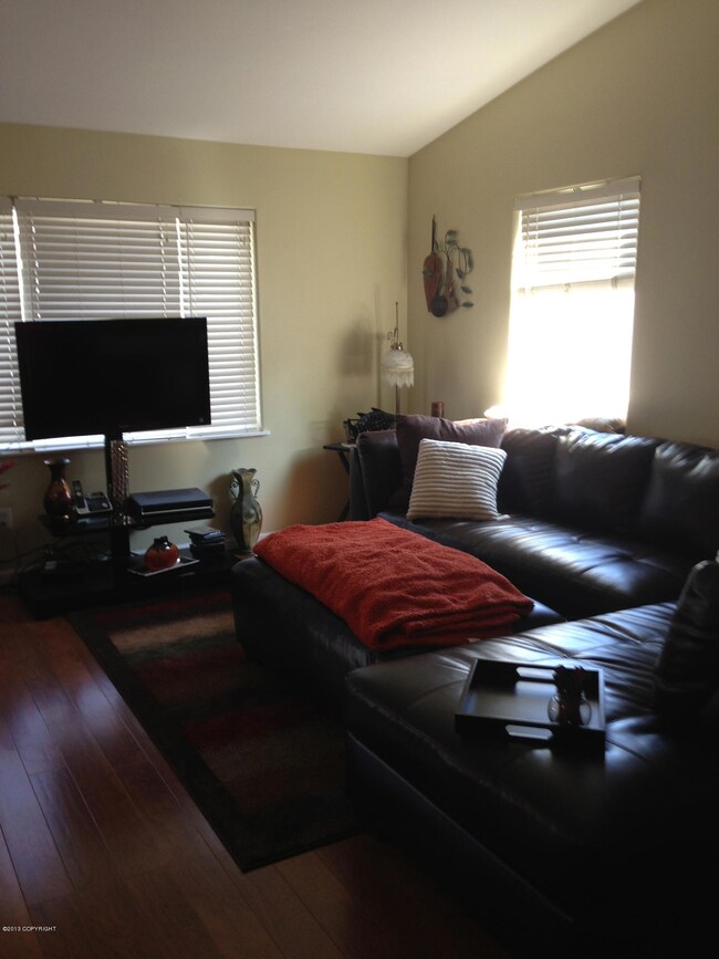 living room (2)