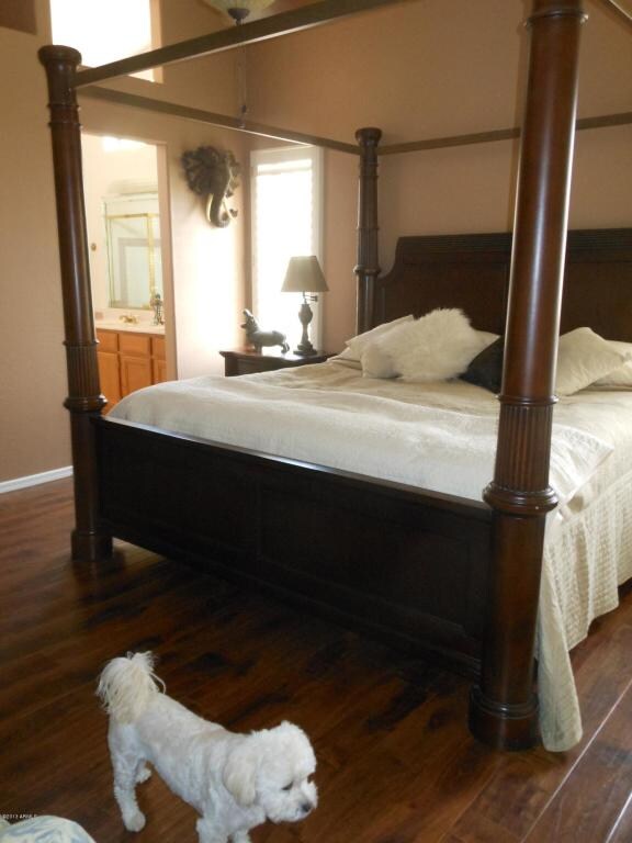 Delmar House Sale 034