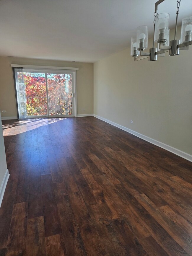 1108 Castilian Ct unit E268, Glenview, IL 60025 - photo 3