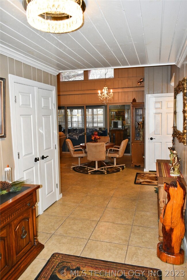 1120 E Duke St, Hugo, OK 74743 - photo 5