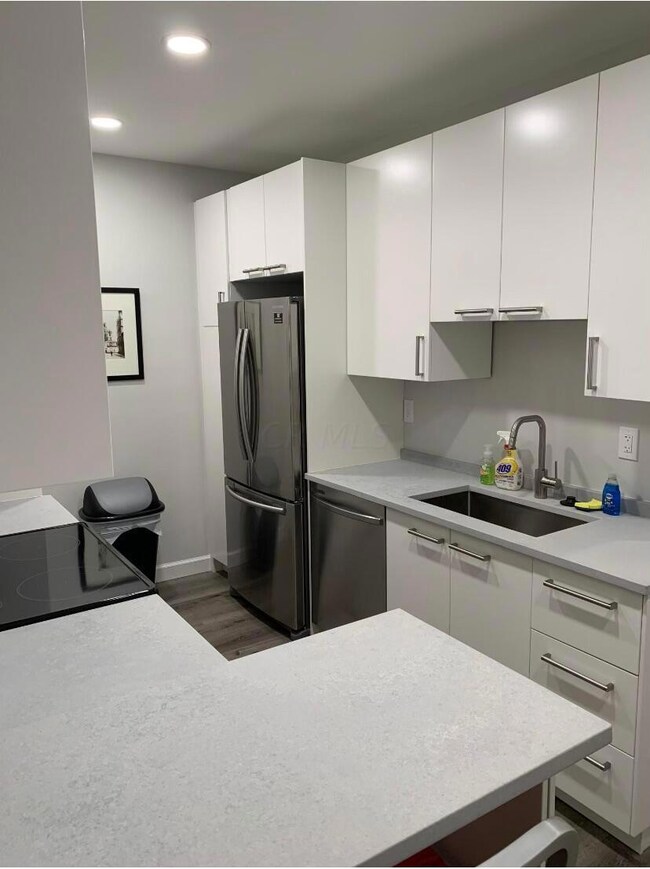 870 kitchen 1