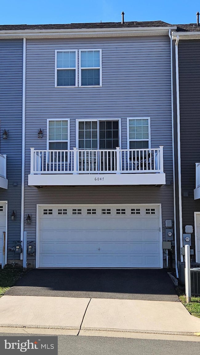 6047 Camerons Ferry Dr, Haymarket, VA 20169 - photo 2