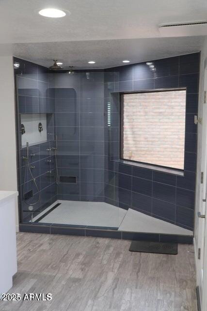 12 Primary Shower
