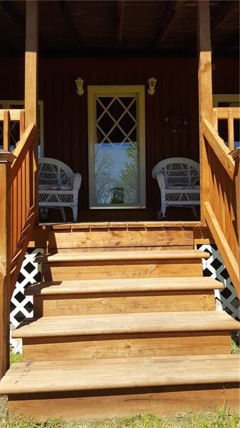 Inviting new front porch