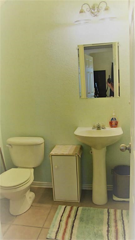 1807 Winding Trail Ln, Alvin, TX 77511 - photo 5