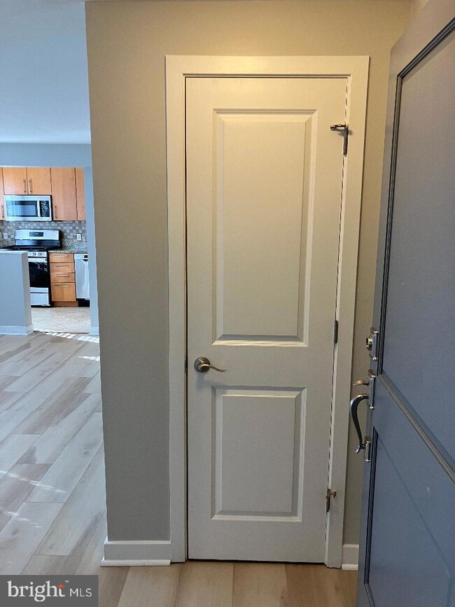 2005 Allen Place NW unit 101, Washington, DC 20009 - photo 4