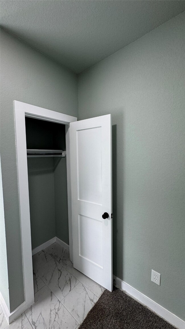 169 S 10th St, Conroe, TX 77301 - photo 5