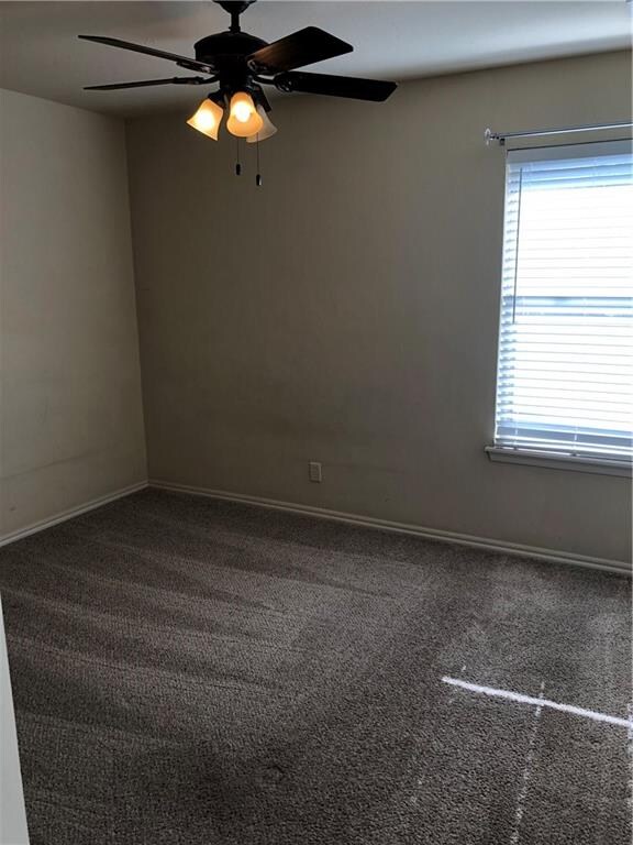 902 Castle Rd, Edmond, OK 73034 - photo 7