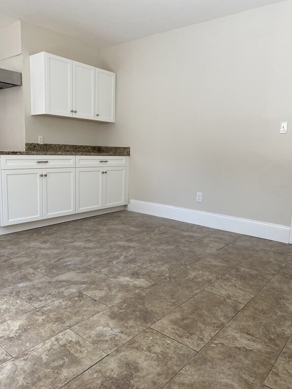 85-85A Sheridan St unit 1, Lynn, MA 01902 - photo 3