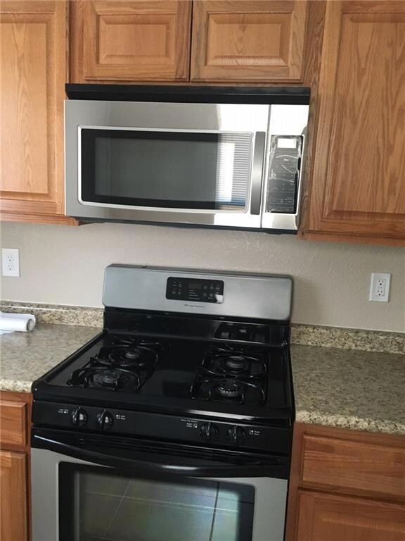 2401 Portland Ave unit A, El Paso, TX 79930 - photo 6