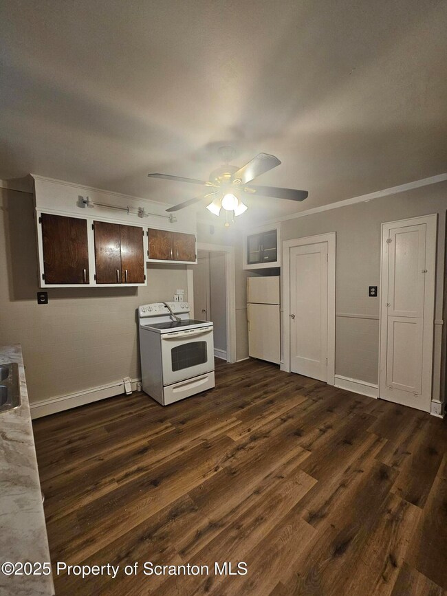 532 Alder St unit 1, Scranton, PA 18505 - photo 3