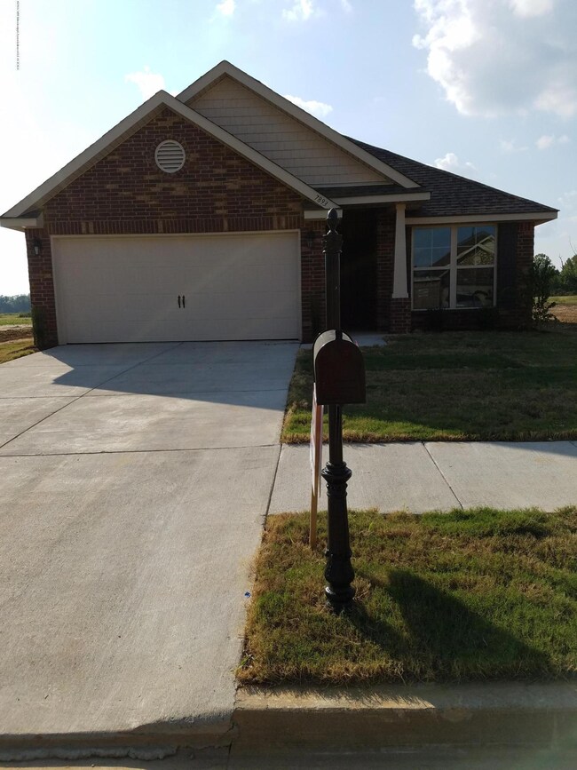 LOT 89 CLOSING PIC