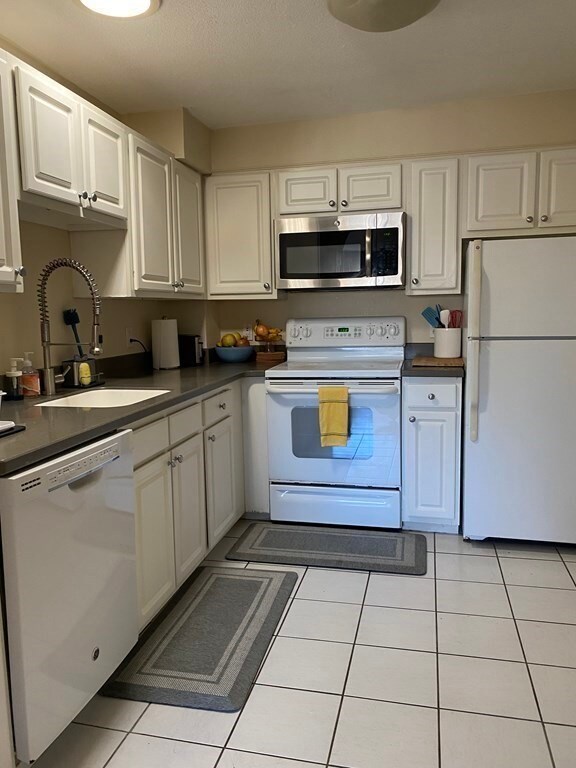 329 Harvard St unit 32, Cambridge, MA 02139 - photo 6