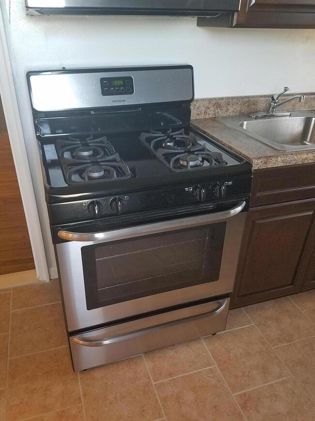 13 Prospect Place unit 13, Matawan, NJ 07747 - photo 3