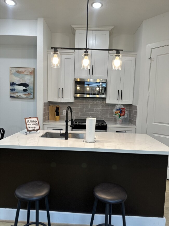 1711 Ruth St unit C, Houston, TX 77004 - photo 6