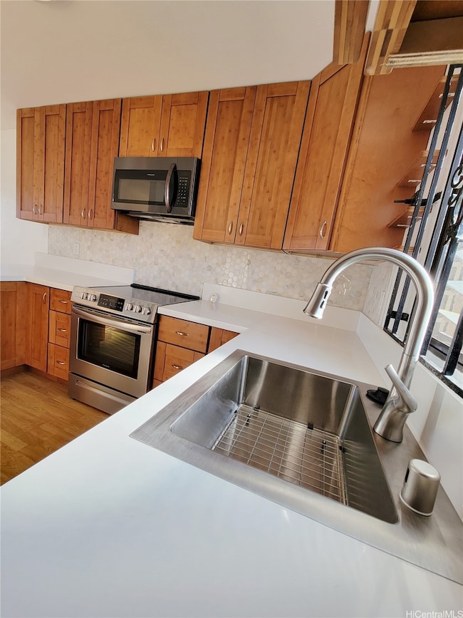 98-413 Kaonohi St unit 4, Aiea, HI 96701 - photo 4