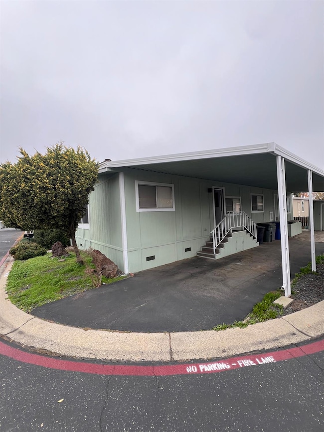 127 Sloop Ln, Modesto, CA 95356 - photo 2