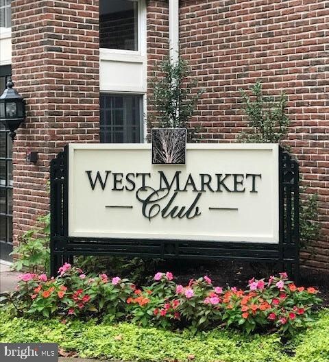 1924 Crescent Park Dr unit 30B, Reston, VA 20190 - photo 2