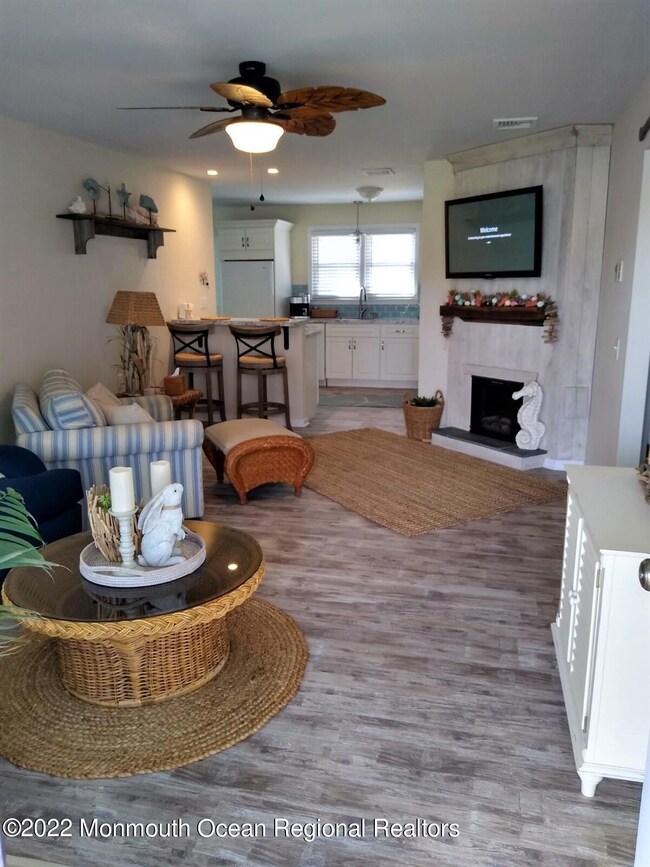 9 Buttonwood Ln, Whiting, NJ 08759 - photo 5