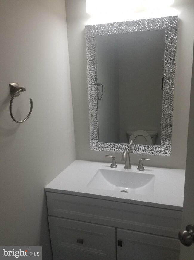 25 Sky Blue Ct, Germantown, MD 20874 - photo 5