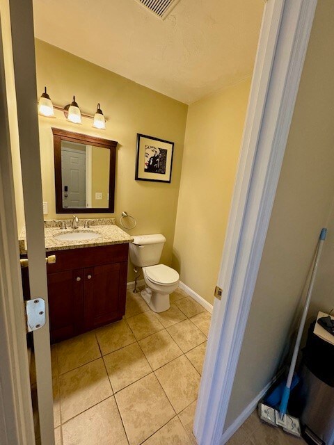 660 Cottage St unit 4, Pawtucket, RI 02861 - photo 3