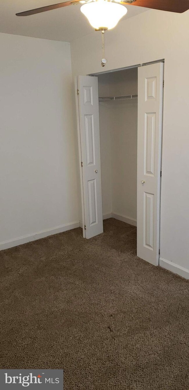 5656 A St SE, Washington, DC 20019 - photo 4