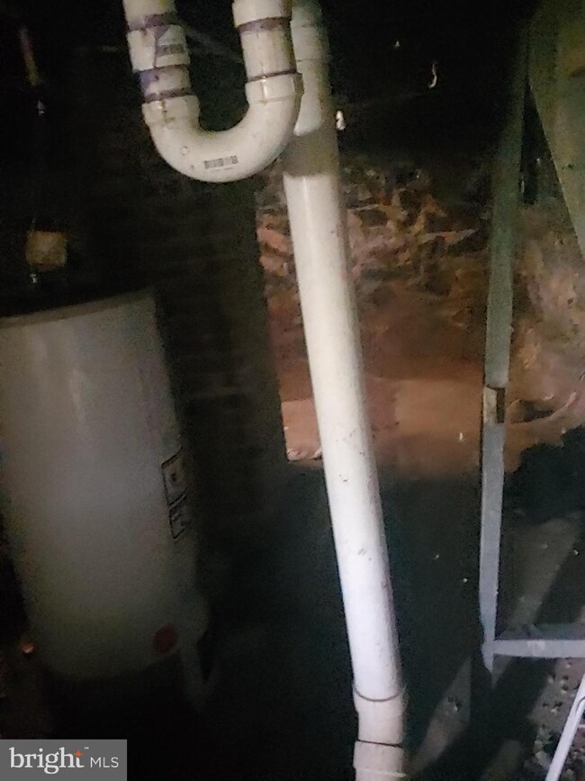 149 S Kossuth St, Baltimore, MD 21229 - photo 3