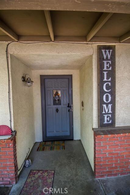 17279 Forest Hills Dr, Victorville, CA 92395 - photo 4