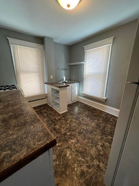 1207 5th Ave SE, Cedar Rapids, IA 52403 - photo 4