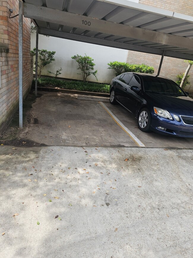 10051 Westpark Dr unit 207, Houston, TX 77042 - photo 5