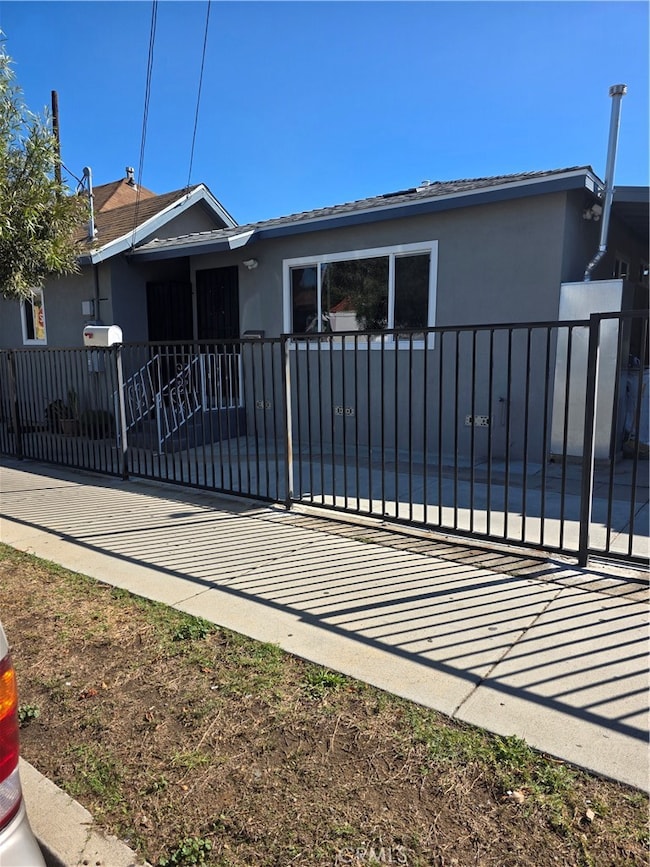 Side angle of the attached back unit.