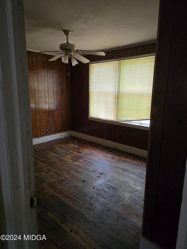 1038 Sylvian Dr, Macon, GA 31206 - photo 6