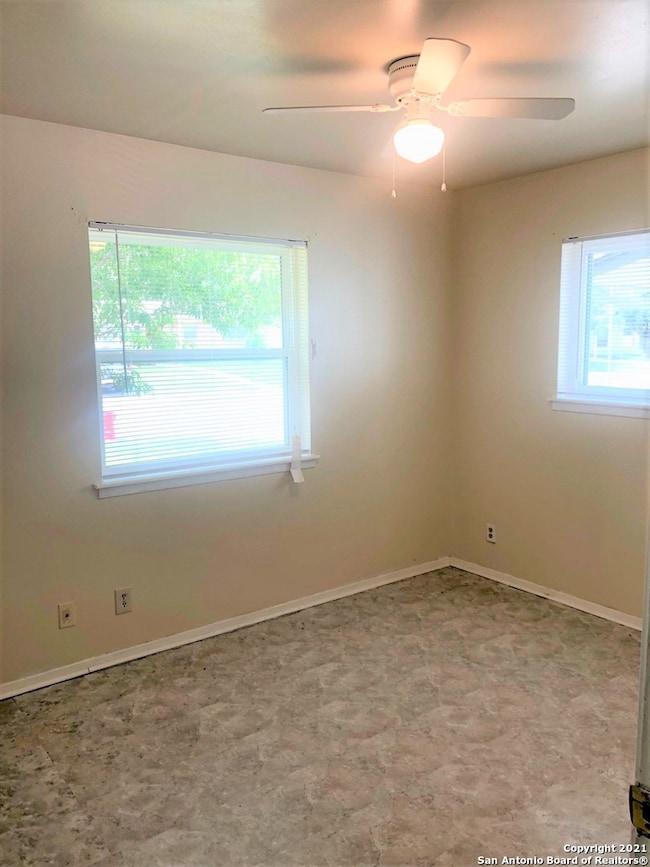 626 Aviation Ave, Schertz, TX 78154 - photo 6